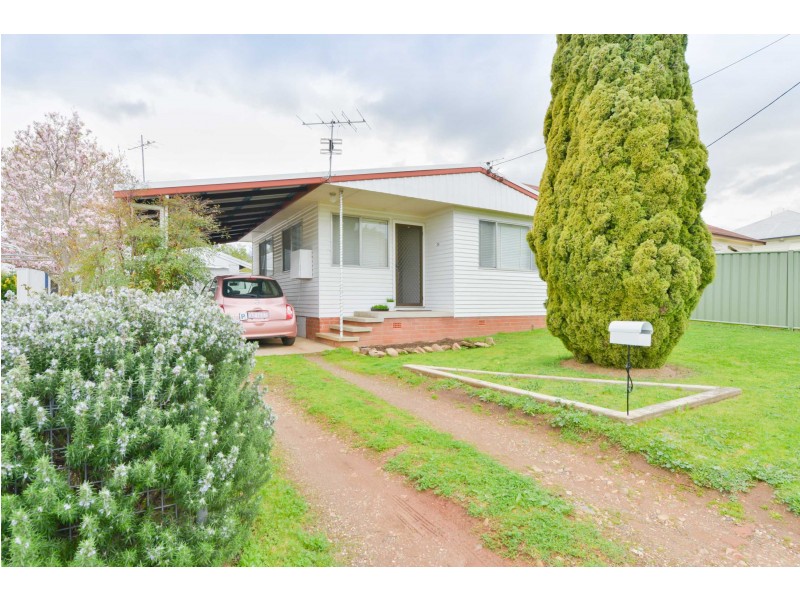 2A Cohen Lane, Tamworth NSW 2340