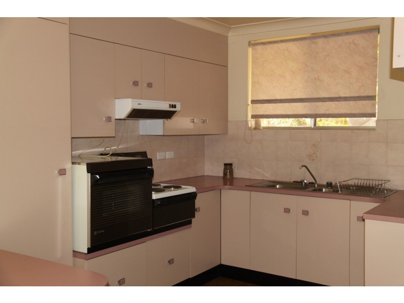 2/33 Murray Street, Tamworth NSW 2340