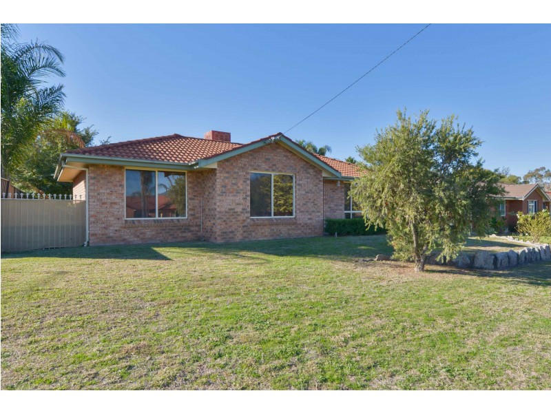 10 Grant Street, Kootingal NSW 2352
