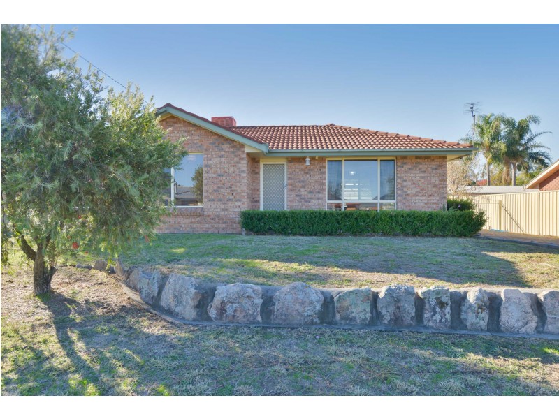 10 Grant Street, Kootingal NSW 2352