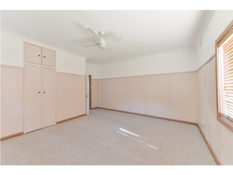 9 Electra Street, Tamworth NSW 2340