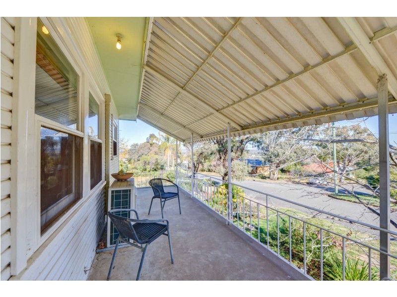 57 Hall Street, Tamworth NSW 2340