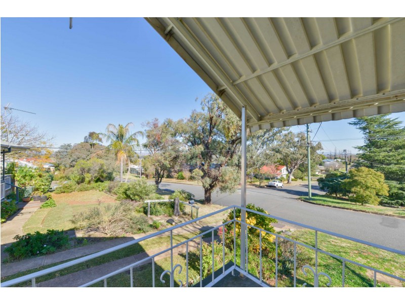 57 Hall Street, Tamworth NSW 2340