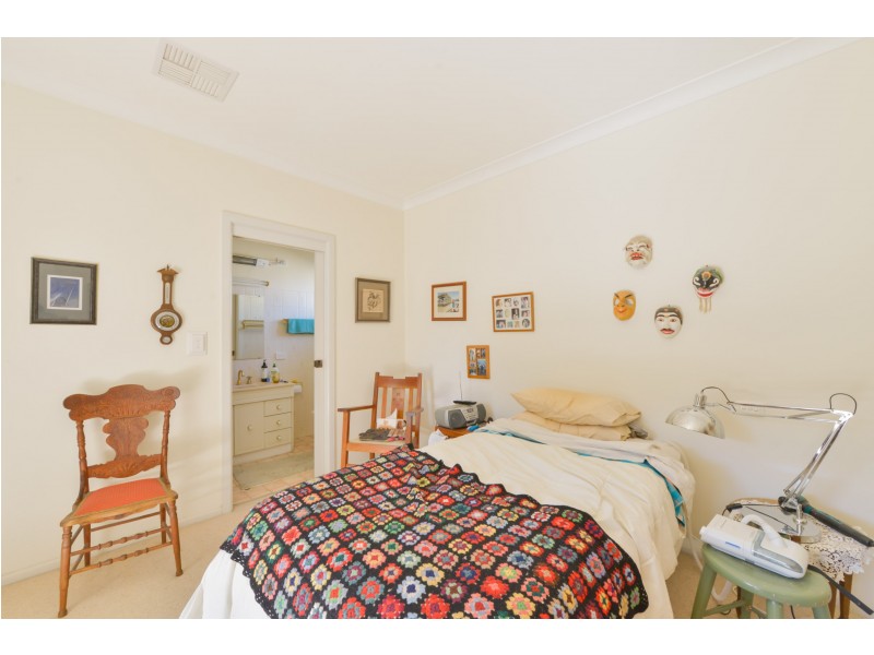 57 Hall Street, Tamworth NSW 2340