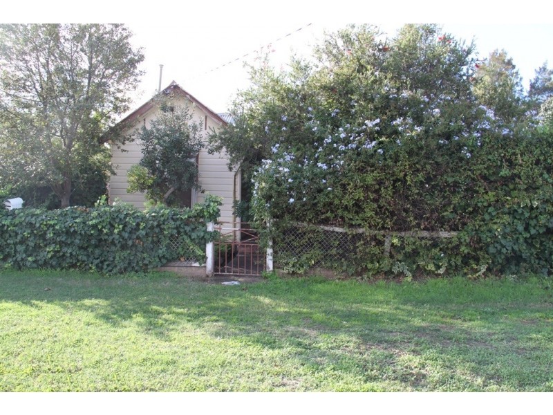 202 Johnston Street, Tamworth NSW 2340