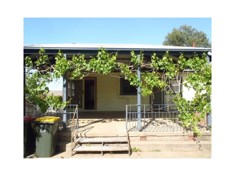 102 Rawson Avenue, Tamworth NSW 2340