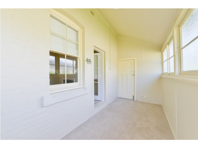 120 Carthage Street, Tamworth NSW 2340