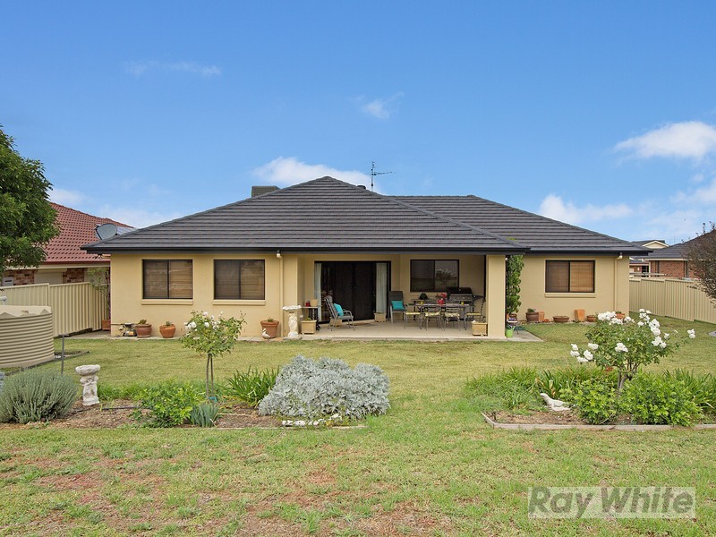 9 Kalinda Place, Tamworth NSW 2340