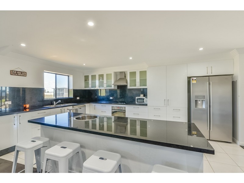 17 Manina Way, Tamworth NSW 2340