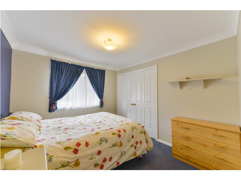 140 Elizabeth Drive, Tamworth NSW 2340