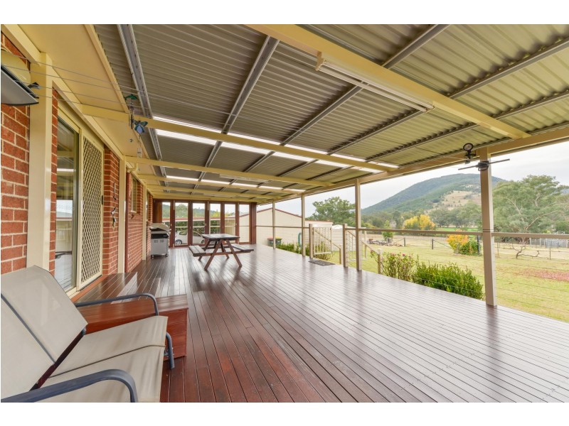 140 Elizabeth Drive, Tamworth NSW 2340