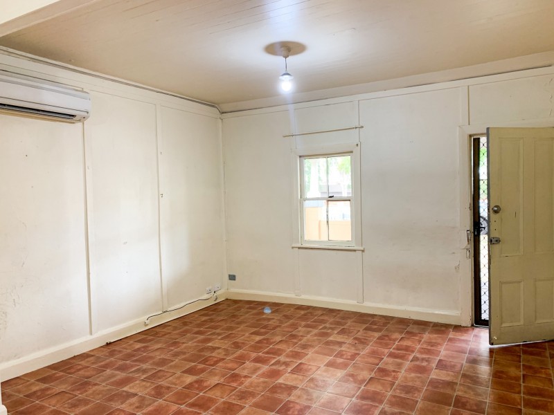51 Crown Street, Tamworth NSW 2340