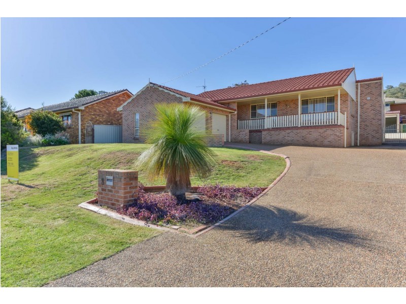 8 Brolga Way, Tamworth NSW 2340