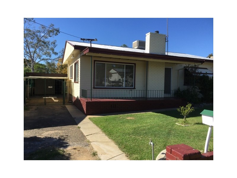 5 Churchill Street, Tamworth NSW 2340