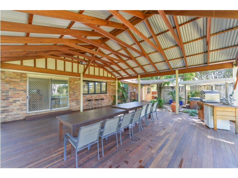 2 Palmer Drive, Tamworth NSW 2340