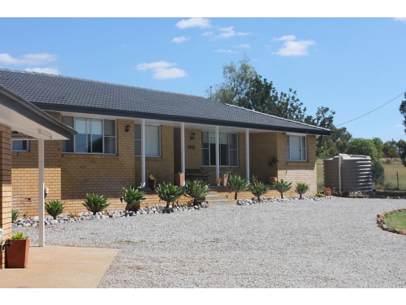 109 Browns Lane, Tamworth NSW 2340