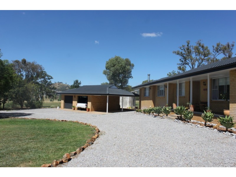 109 Browns Lane, Tamworth NSW 2340