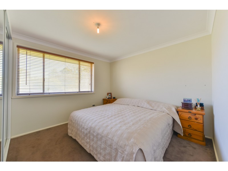 2 Flinders Street, Westdale NSW 2340