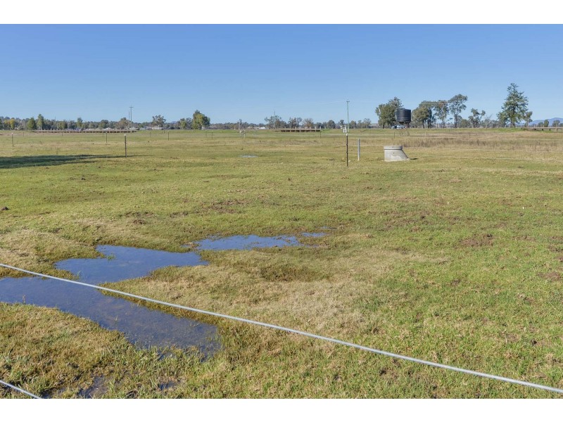 2 Flinders Street, Westdale NSW 2340