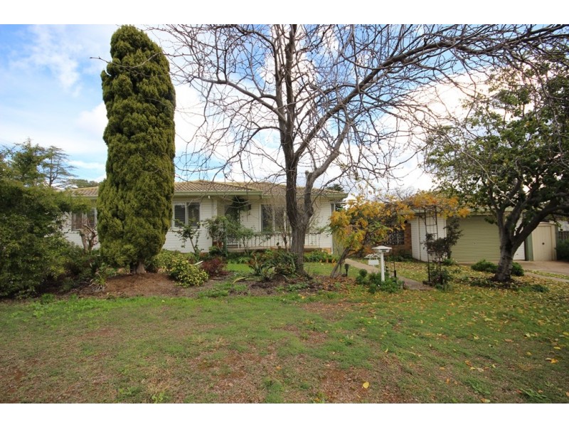 15 Coorong Street, Tamworth NSW 2340