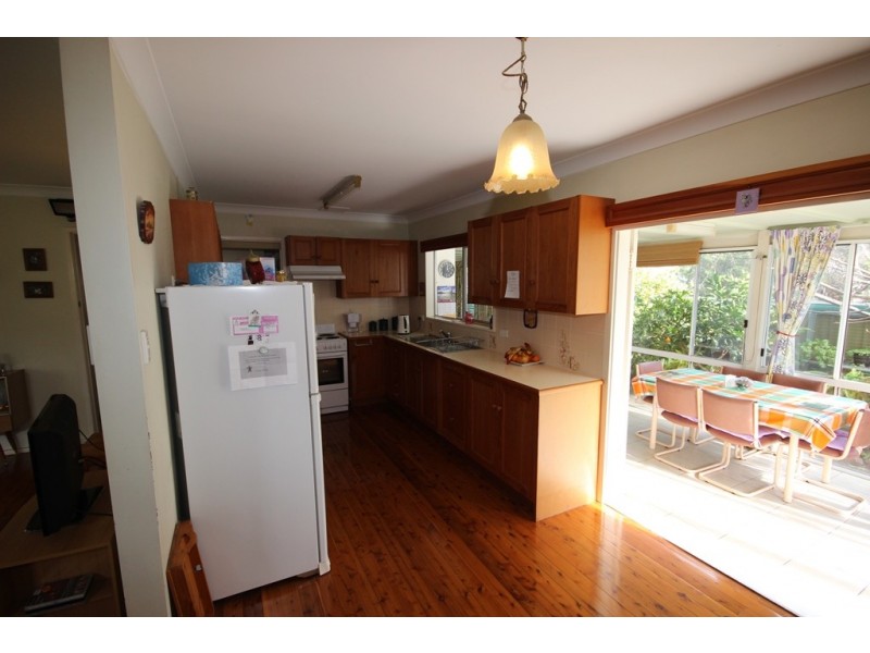 15 Coorong Street, Tamworth NSW 2340