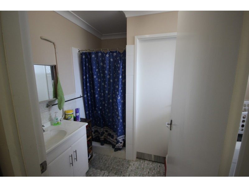 2/11 Yarmouth Parade, Tamworth NSW 2340