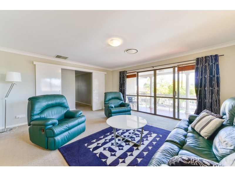 10 Burnside Avenue, Tamworth NSW 2340