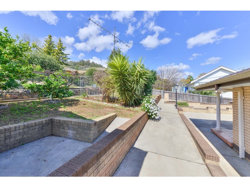 10 Burnside Avenue, Tamworth NSW 2340