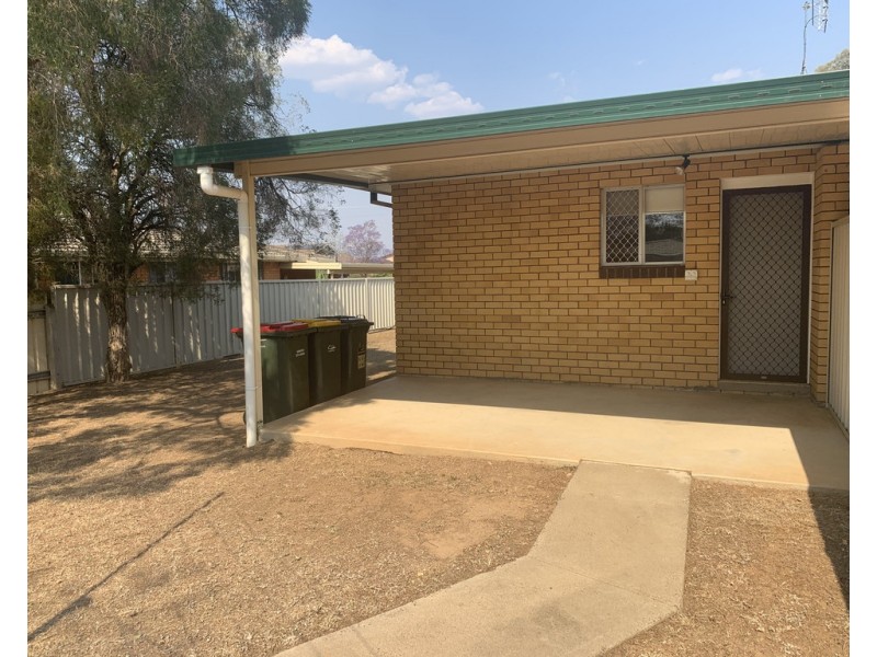 1/2 Osprey Way, Tamworth NSW 2340