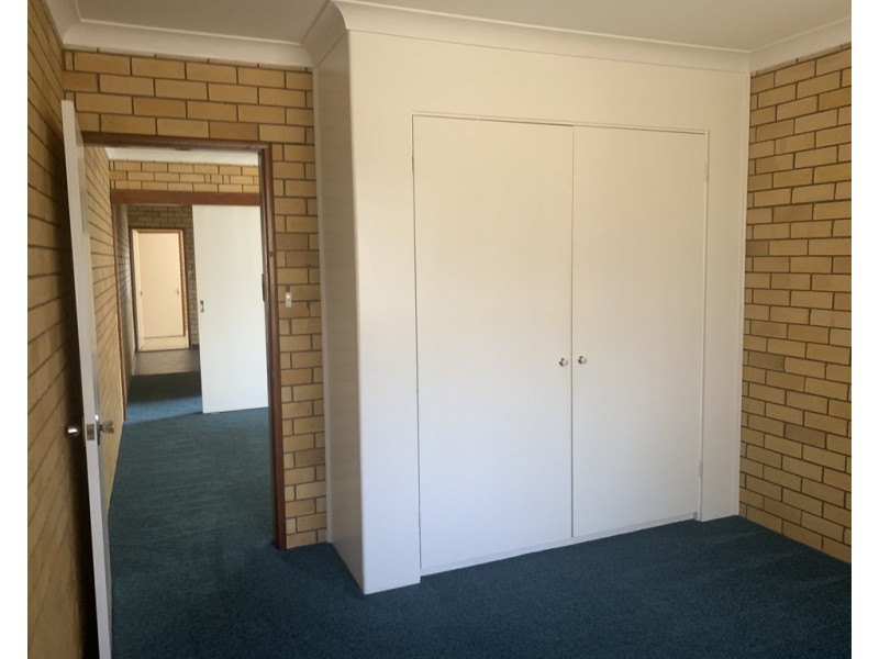 1/2 Osprey Way, Tamworth NSW 2340