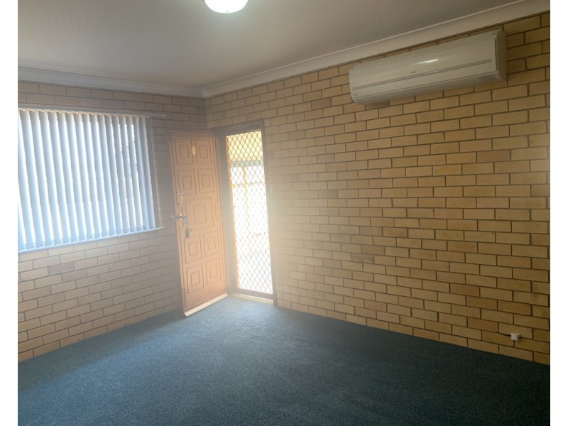 1/2 Osprey Way, Tamworth NSW 2340