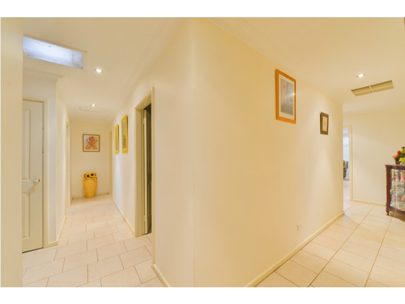 22 Arinya Street, Tamworth NSW 2340