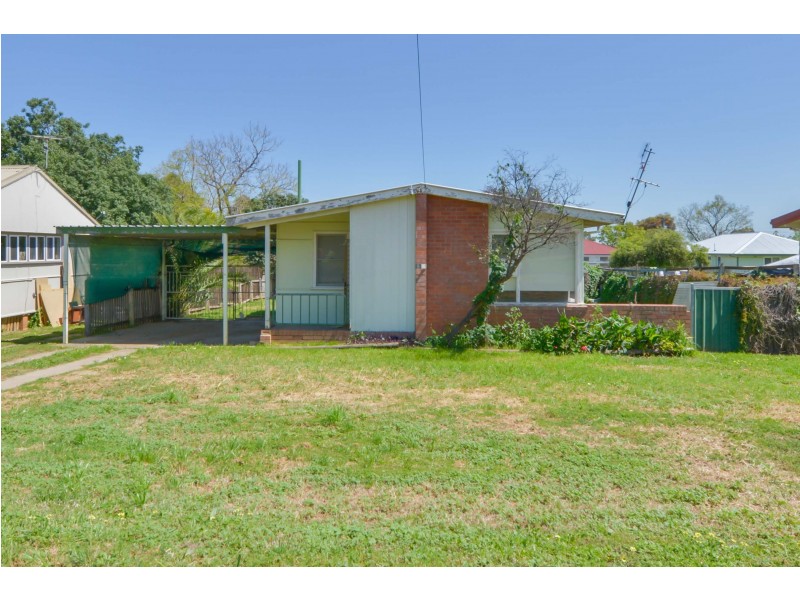 96 Susanne Street, Tamworth NSW 2340