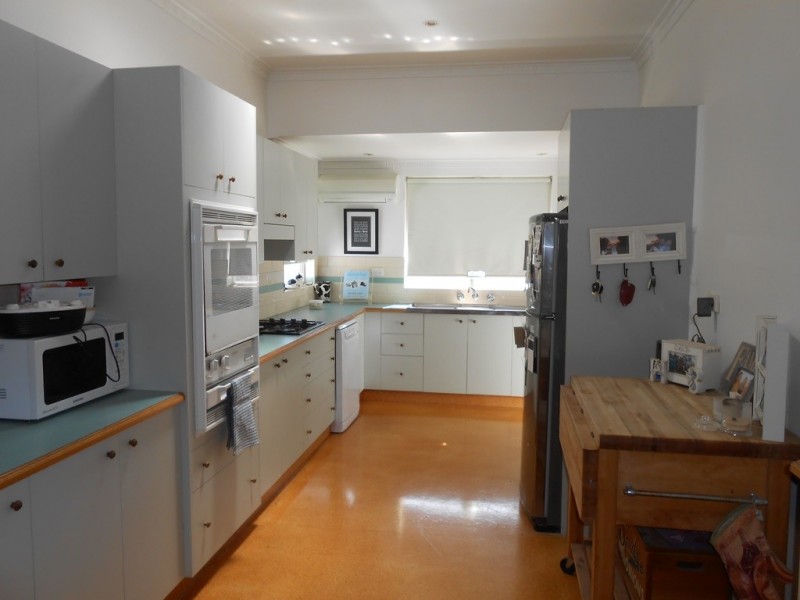 1 Neridah Avenue, Tamworth NSW 2340