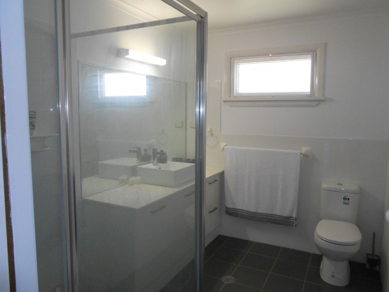 1 Neridah Avenue, Tamworth NSW 2340