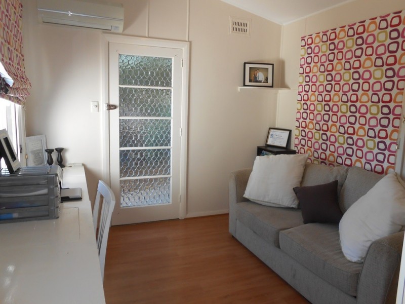 1 Neridah Avenue, Tamworth NSW 2340