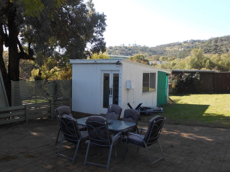 1 Neridah Avenue, Tamworth NSW 2340