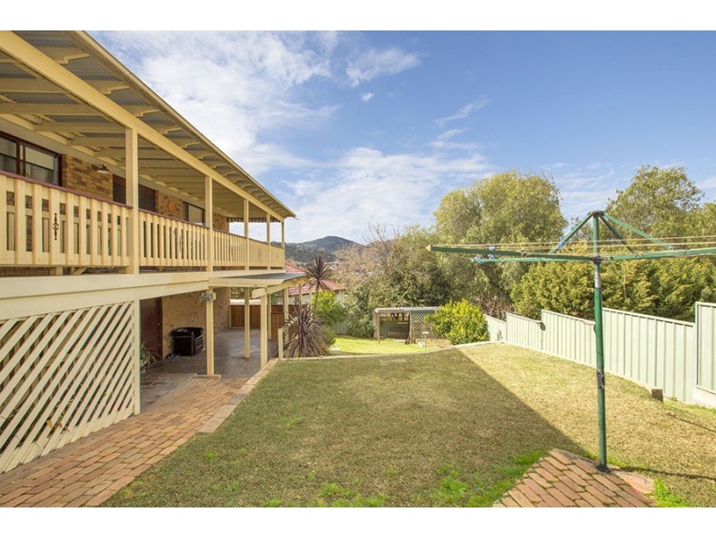 14 Bradley Place, Tamworth NSW 2340