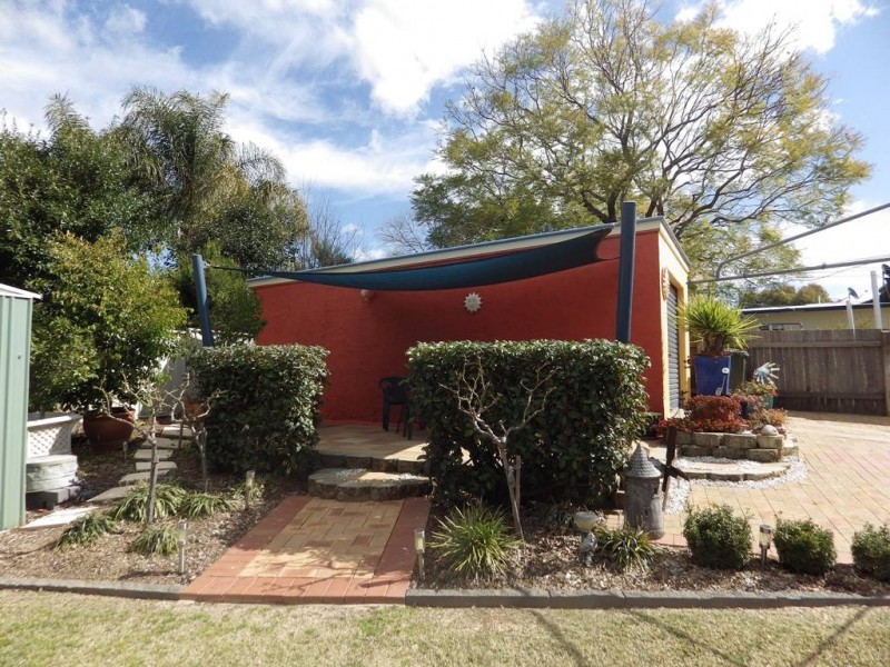 85 Wilburtree Street, Tamworth NSW 2340