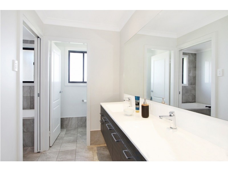 47 Warrah Drive, Tamworth NSW 2340