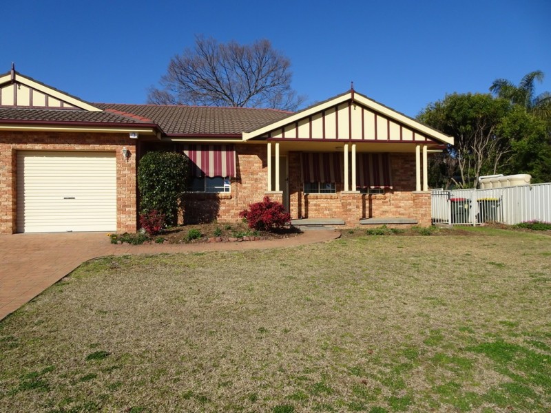 2/20 Bryan Street, Tamworth NSW 2340