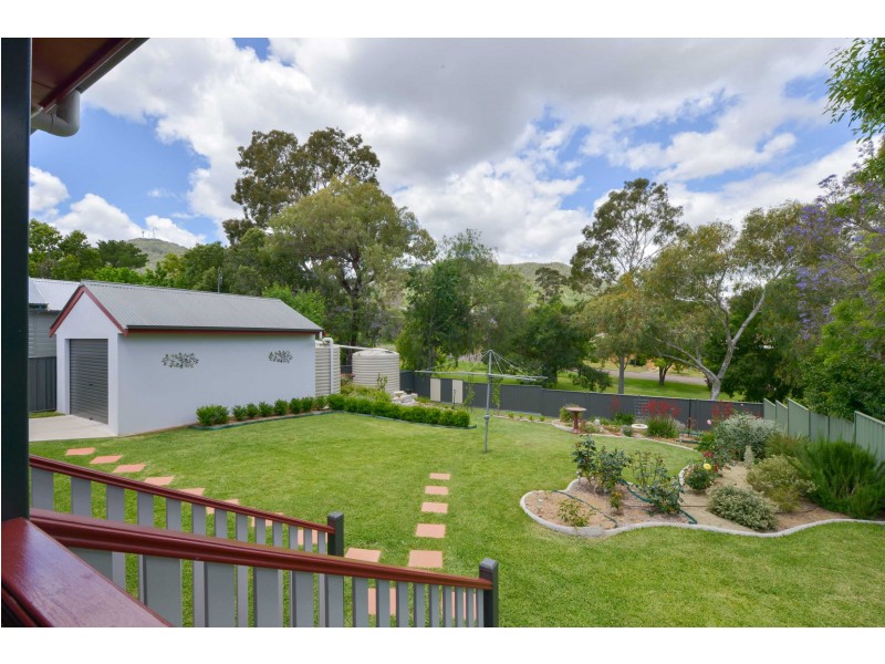 19 Russell Street, Tamworth NSW 2340