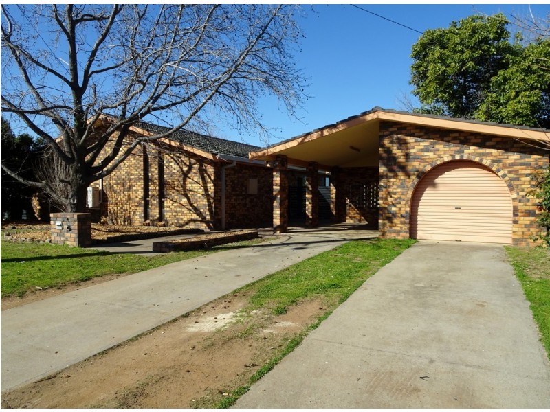 17 Myrl Street, Tamworth NSW 2340