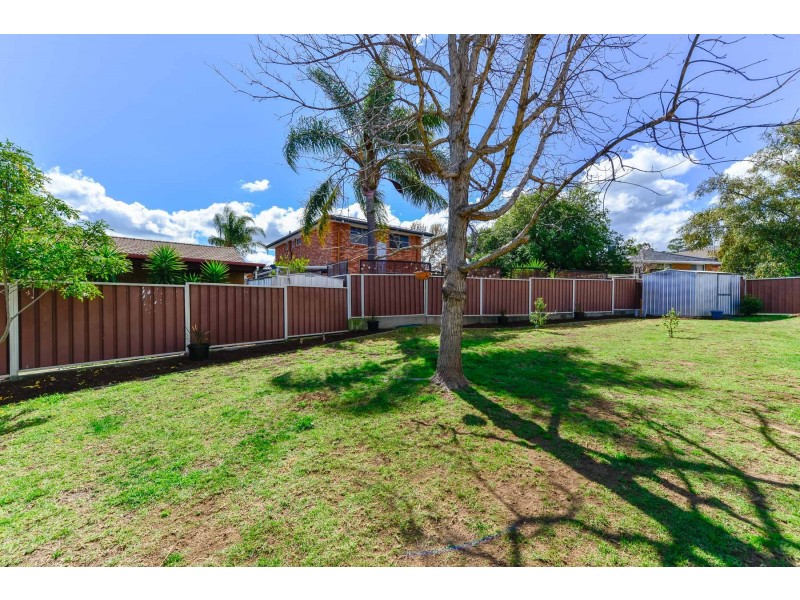 9 Narine Close, Tamworth NSW 2340