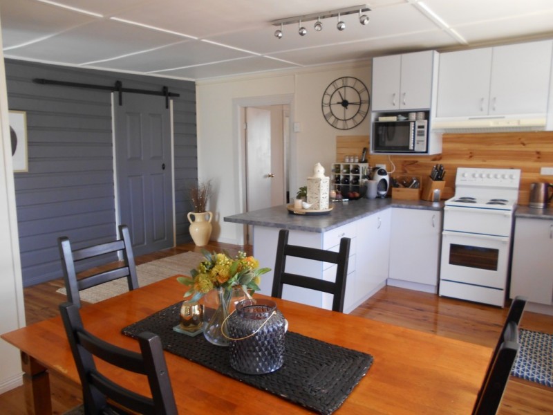 24 Henry Street, Werris Creek NSW 2341