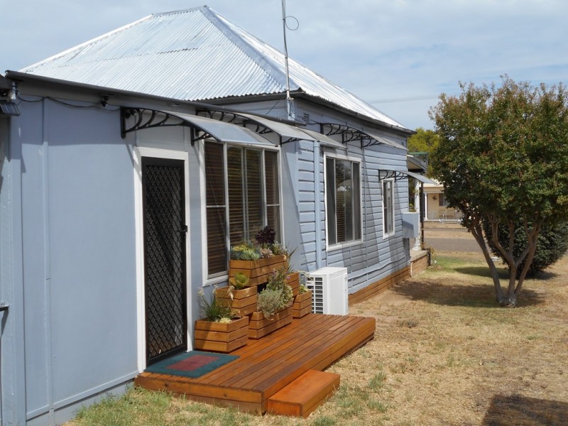 24 Henry Street, Werris Creek NSW 2341