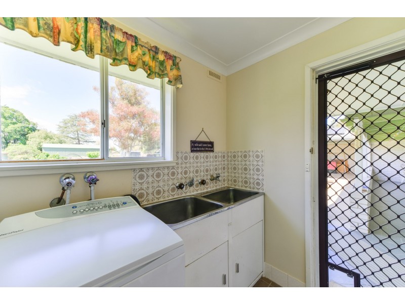 16 Darrell Road, Calala NSW 2340