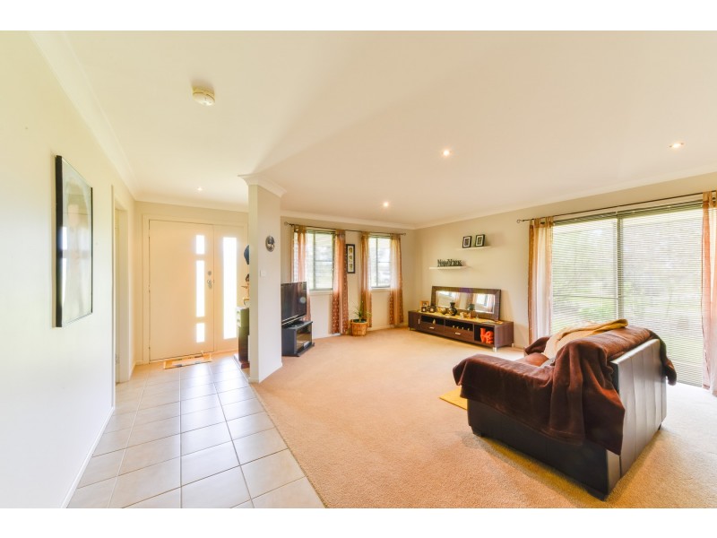 67 Regans Road, Tamworth NSW 2340