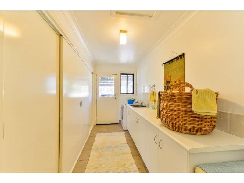 67 Regans Road, Tamworth NSW 2340