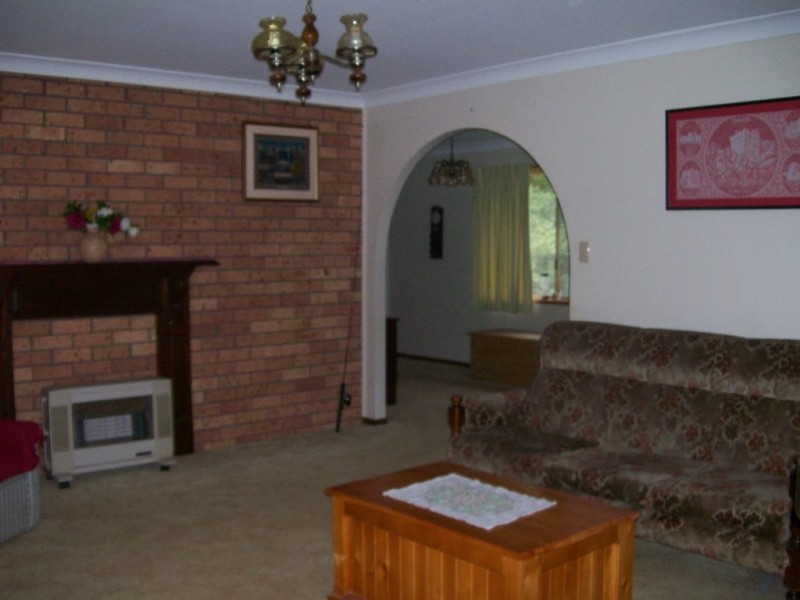 795 Barry Road, Hanging Rock NSW 2340